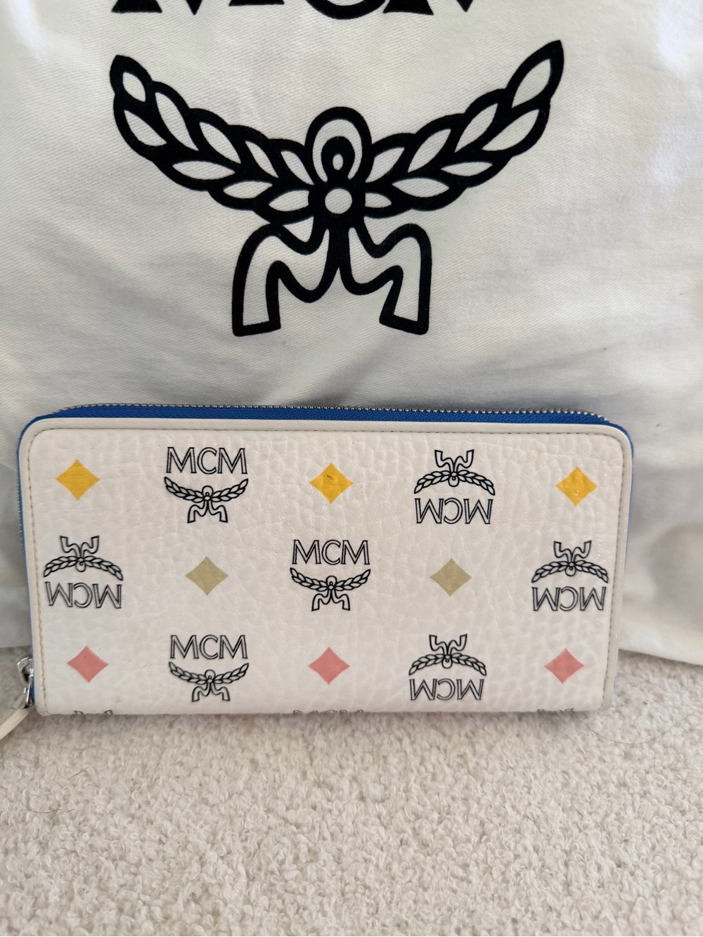 MCM White Zip-Around Wallet with Pink & Purple Diamond Motifs - Picture 2 of 6